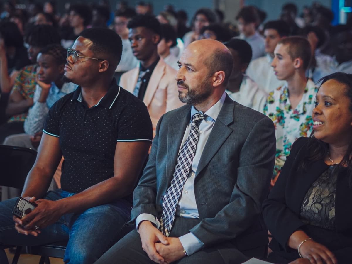 Moment de reconnaissance institutionnelle lors de l'édition inaugurale 2021 de la Bourse Valcin.